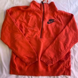 nike sweatshirt
